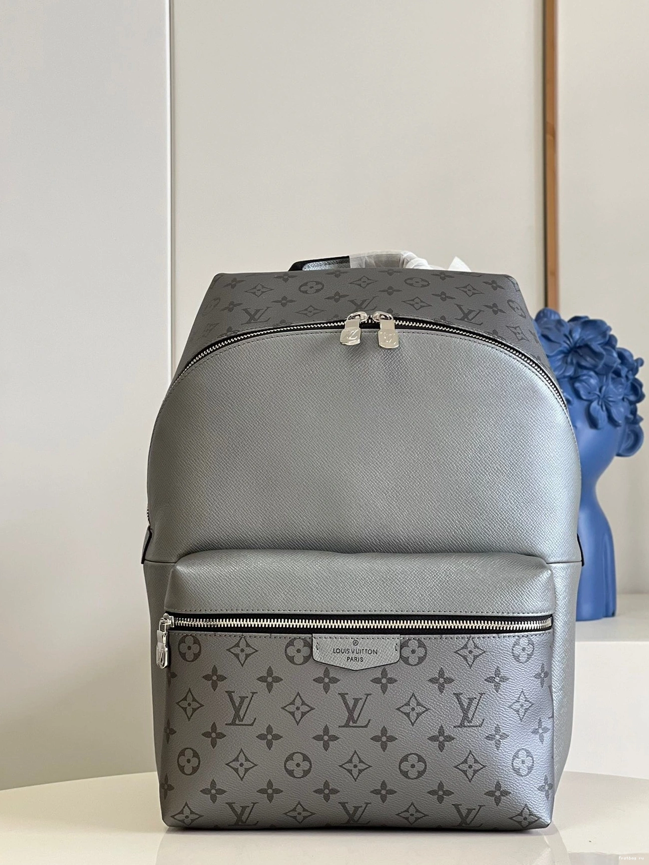 First bag ru DISCOVERY LOUIS VUITTON PM BACKPACK 0809